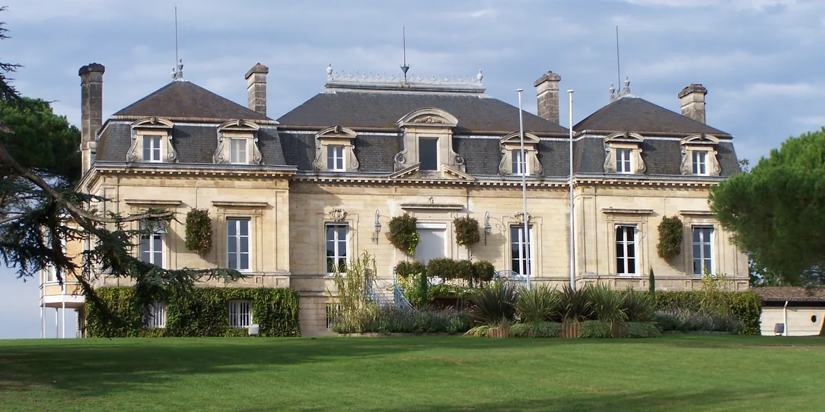 Artigues-près-Bordeaux, où ReydenWeb crée des sites internet sur mesure