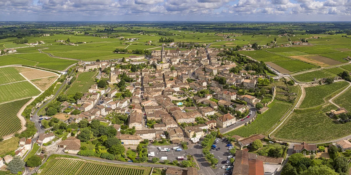 Saint-Émilion, où ReydenWeb crée des sites internet sur mesure